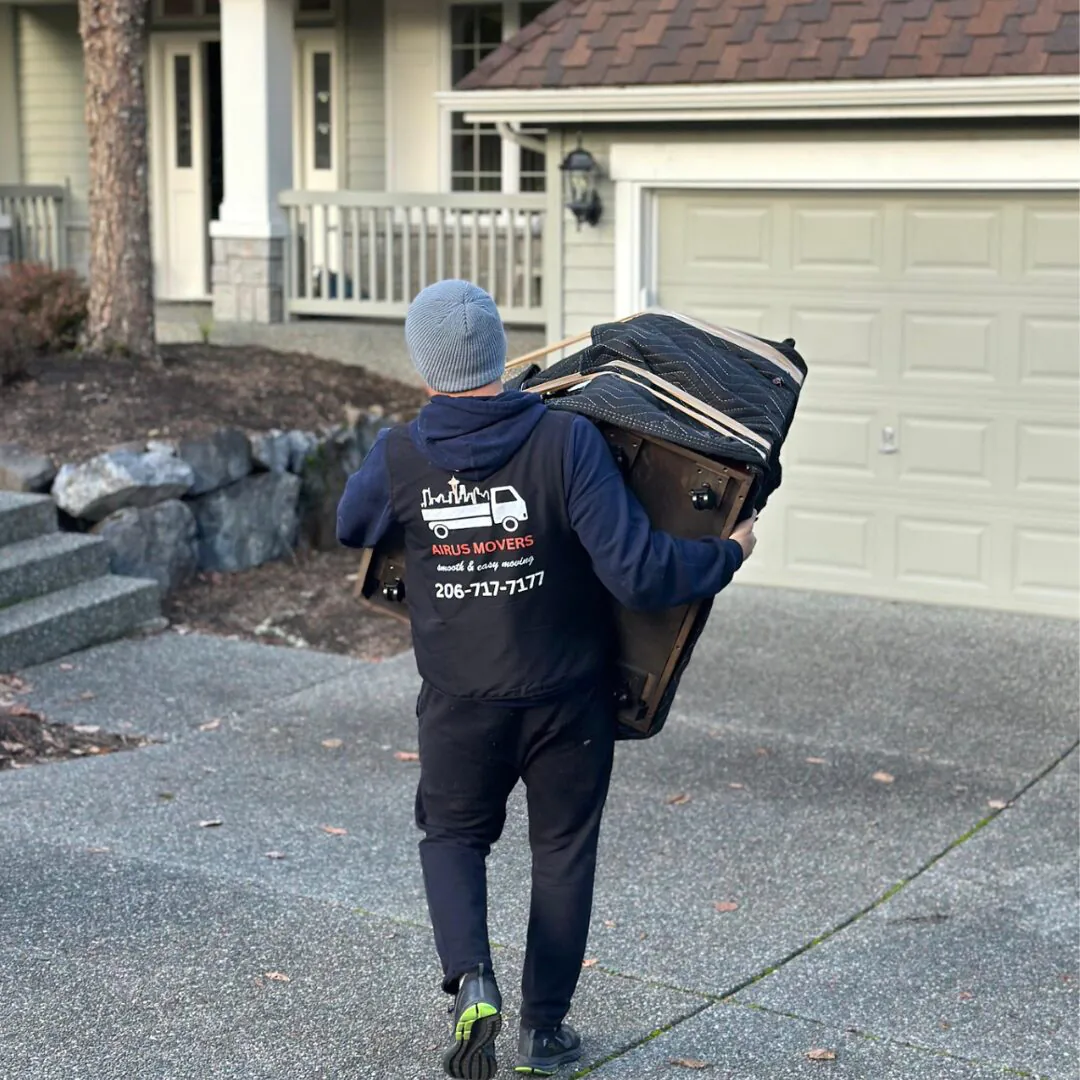 Airus Movers crew at work — photo 6