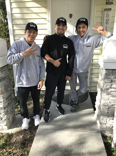 Airus Movers crew at work — photo 2