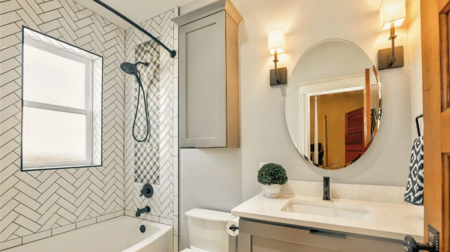 How to Pack Mirrors for Moving?