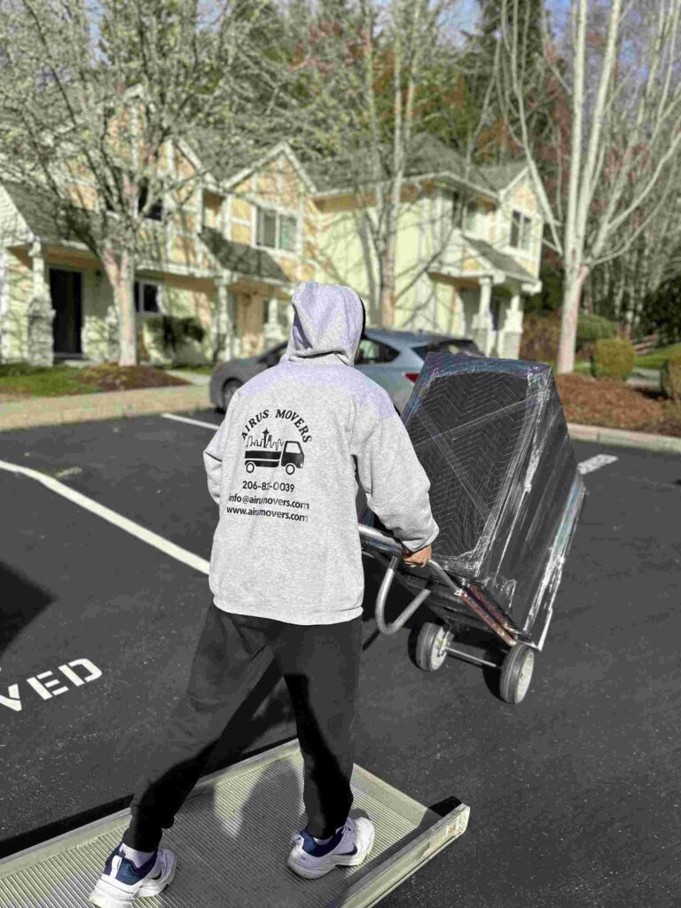 Loading and Unloading Services in Seattle - Airus Movers LLC